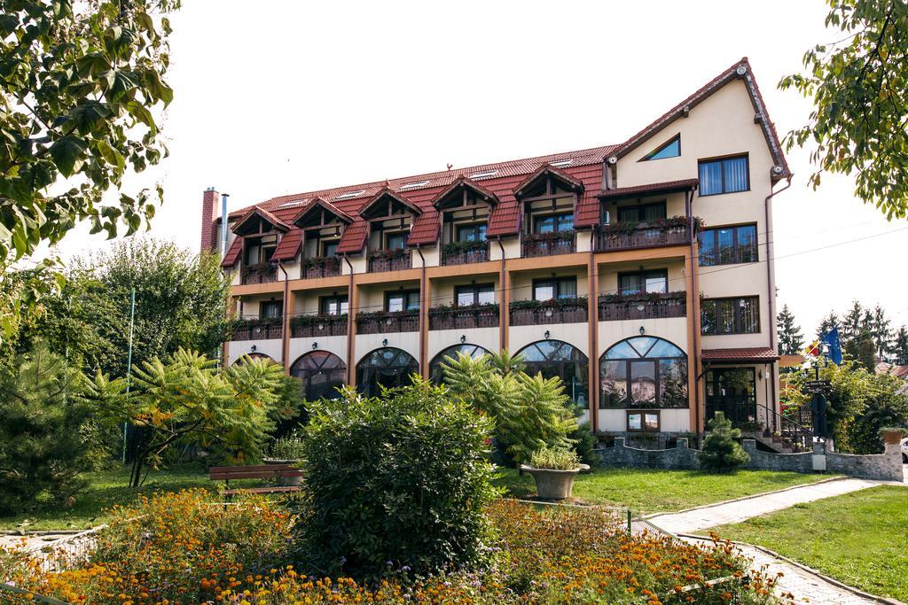 Pensiunea Siva Хорезу Экстерьер фото